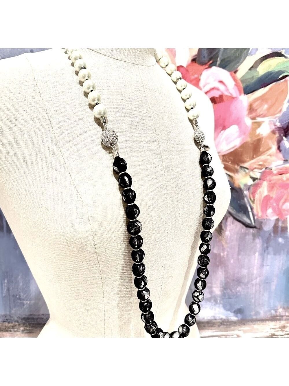 WHBM **2 necklaces in 1** Long Black Lace Wrapped Pearl Necklace - Picture 5 of 16